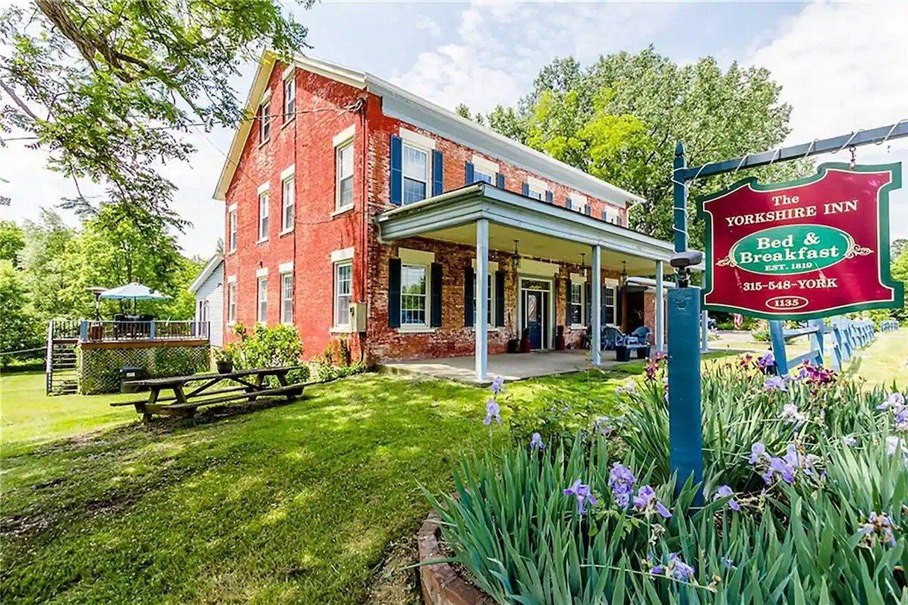 The Yorkshire Inn Phelps Exterior photo